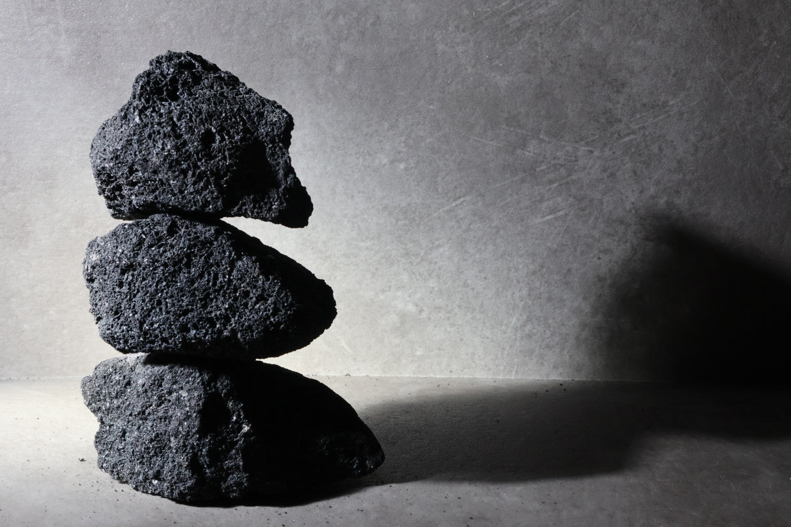 【SURFACE STONE】L KILLER WHALE(黒)_化粧石/ハビタットスタイル#artholic