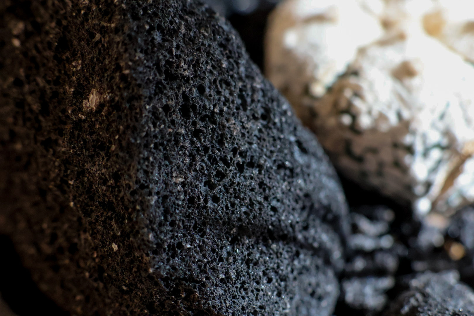 【SURFACE STONE】L KILLER WHALE(黒)_化粧石/ハビタットスタイル#artholic